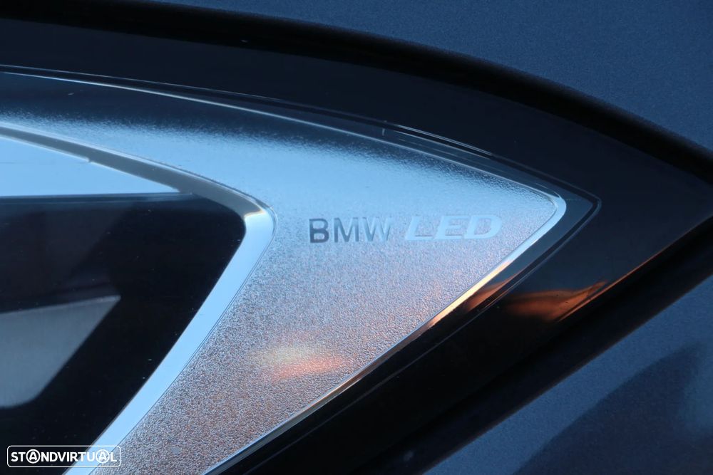 BMW 330 e xDrive Aut. Sport Line - 6