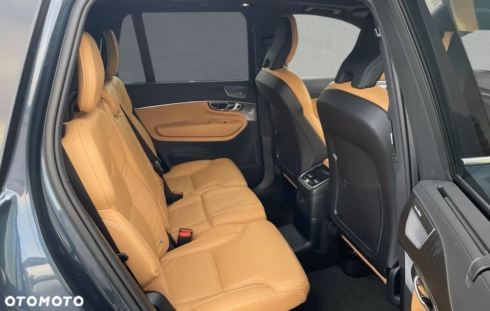 Volvo XC 90 T8 AWD Plug-In Hybrid Plus Bright 7os - 4