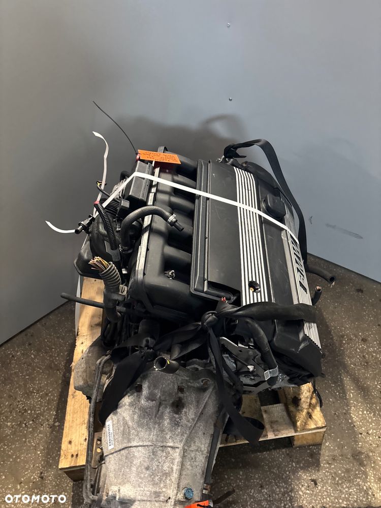 Silnik komplt BMW 2.2  520i 100% ok e60 e61 226s1 m54b22s1 170 koni - 5