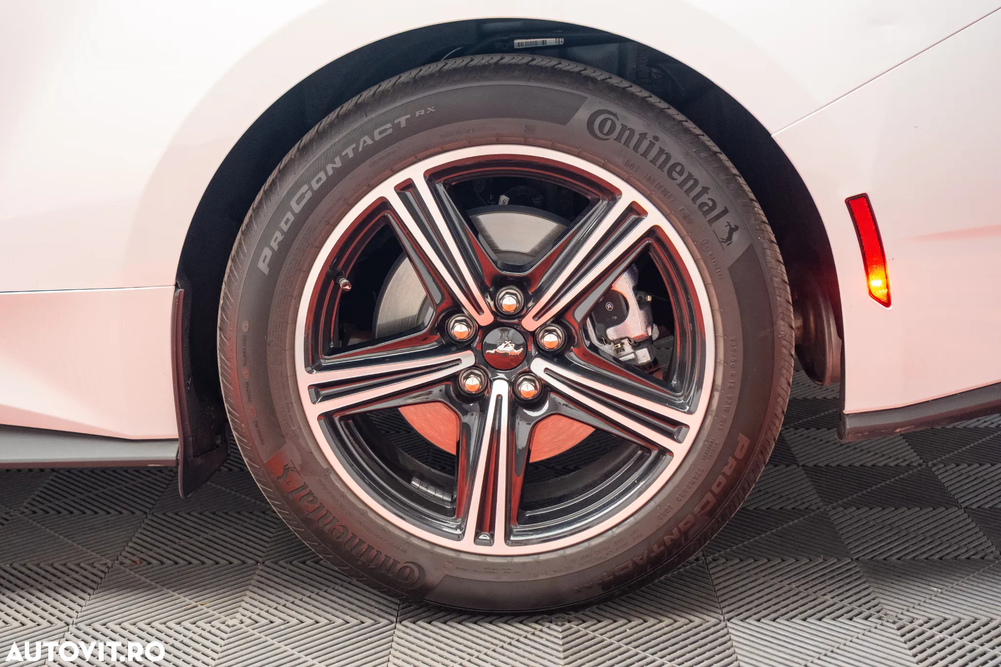 Ford Mustang Cabrio 2.3 Eco Boost - 15