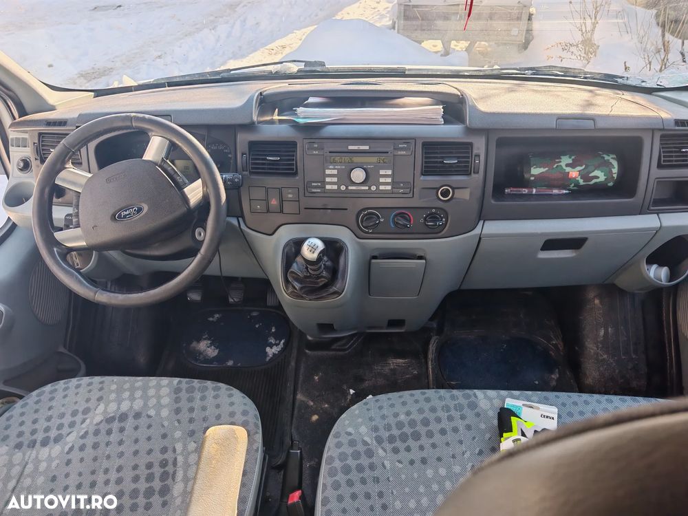 Ford Transit - 6