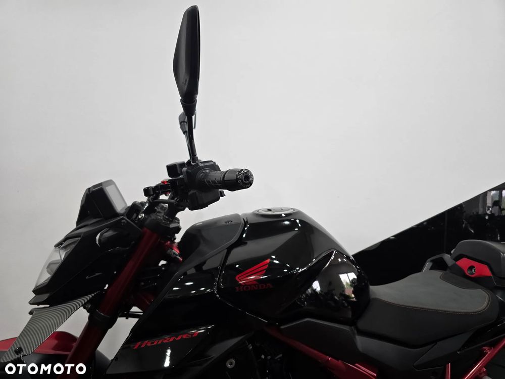 Honda Hornet - 14