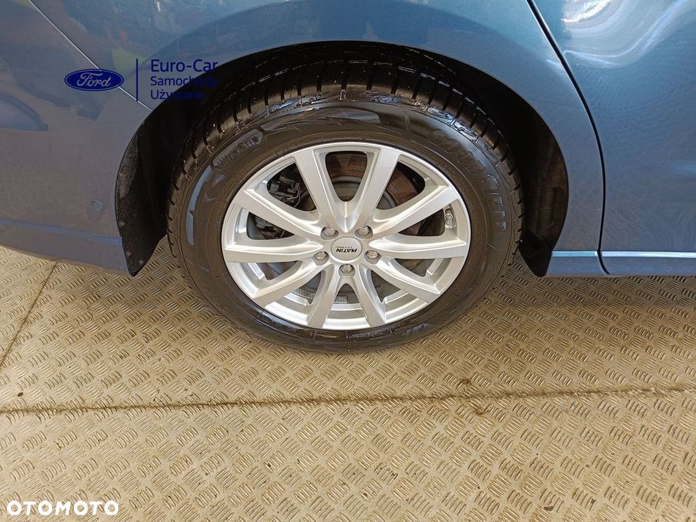 Ford S-Max 2.5 Duratec FHEV TITANIUM - 32