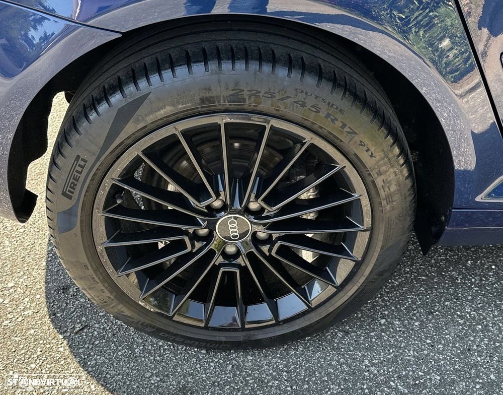 Audi A3 Sportback 1.6 TDI Ambiente - 4