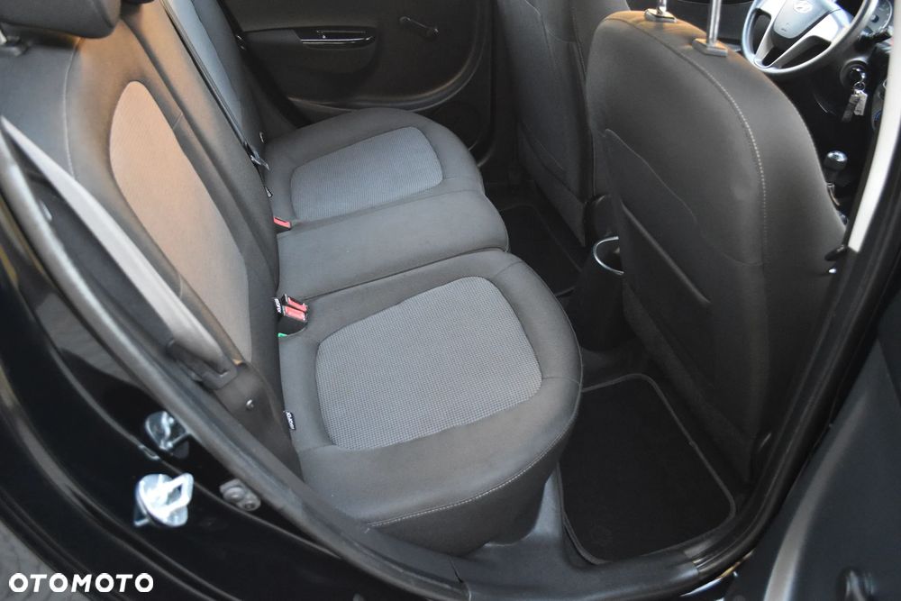 Hyundai i20 - 22