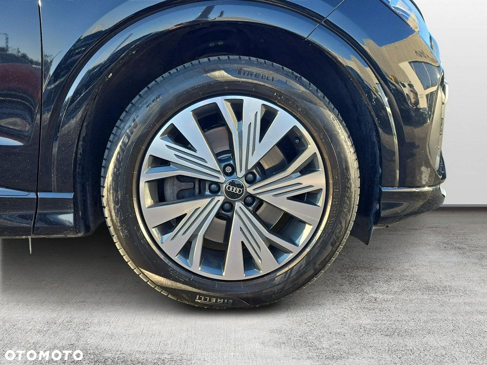 Audi Q4 e-tron - 16