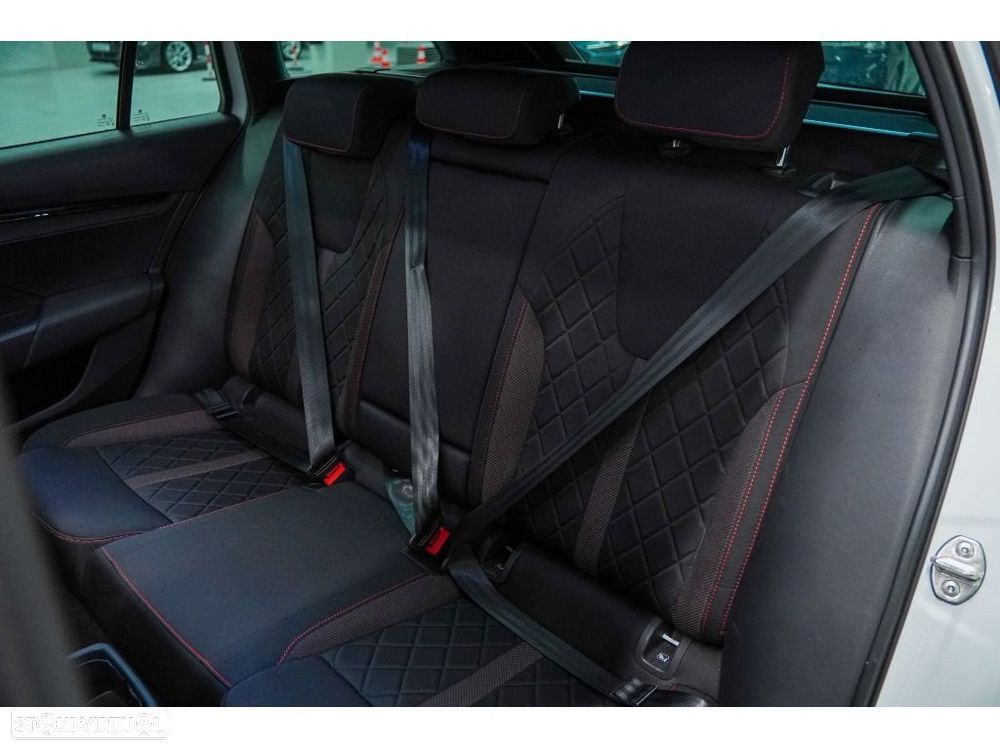 Skoda Octavia Break 2.0 TSI RS DSG - 20