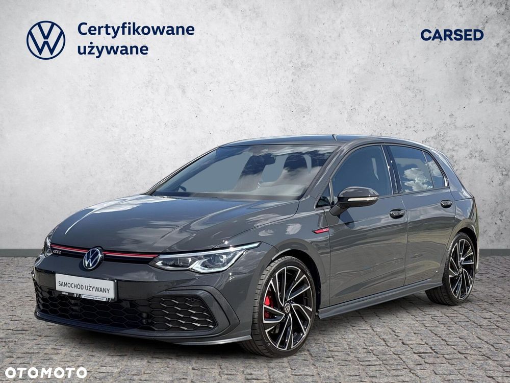 Volkswagen Golf - 2