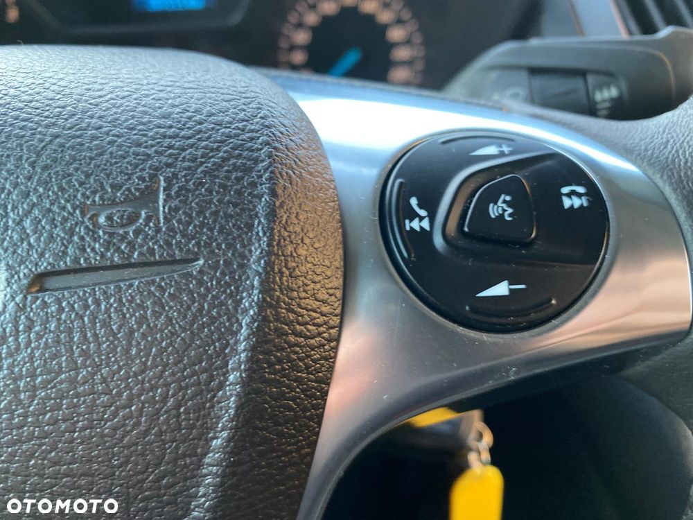Ford CONNECT - 26