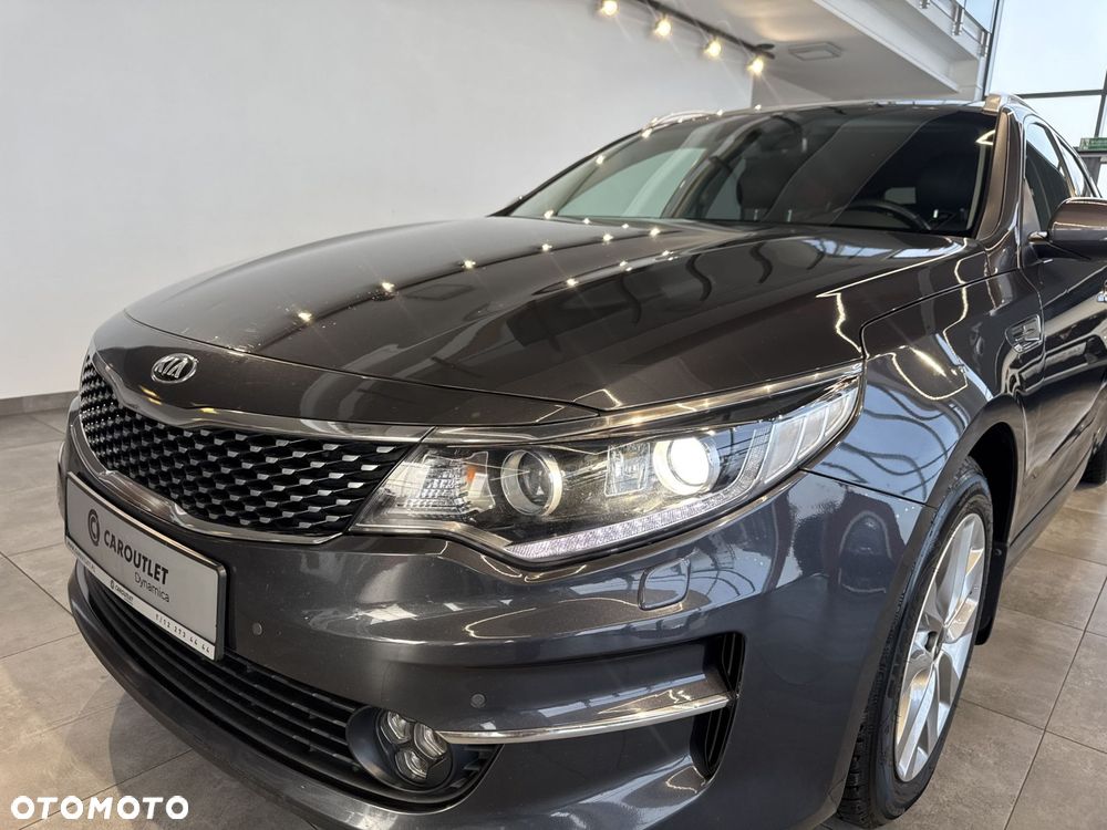 Kia Optima - 10