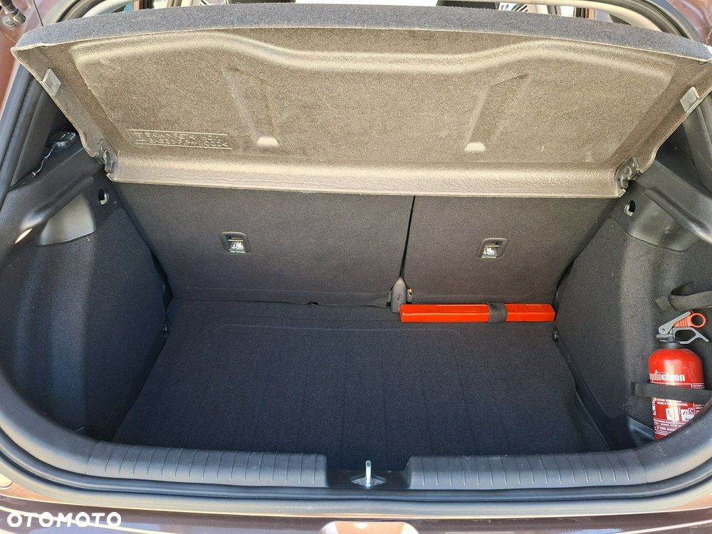 Hyundai i20 1.4 Classic + - 16