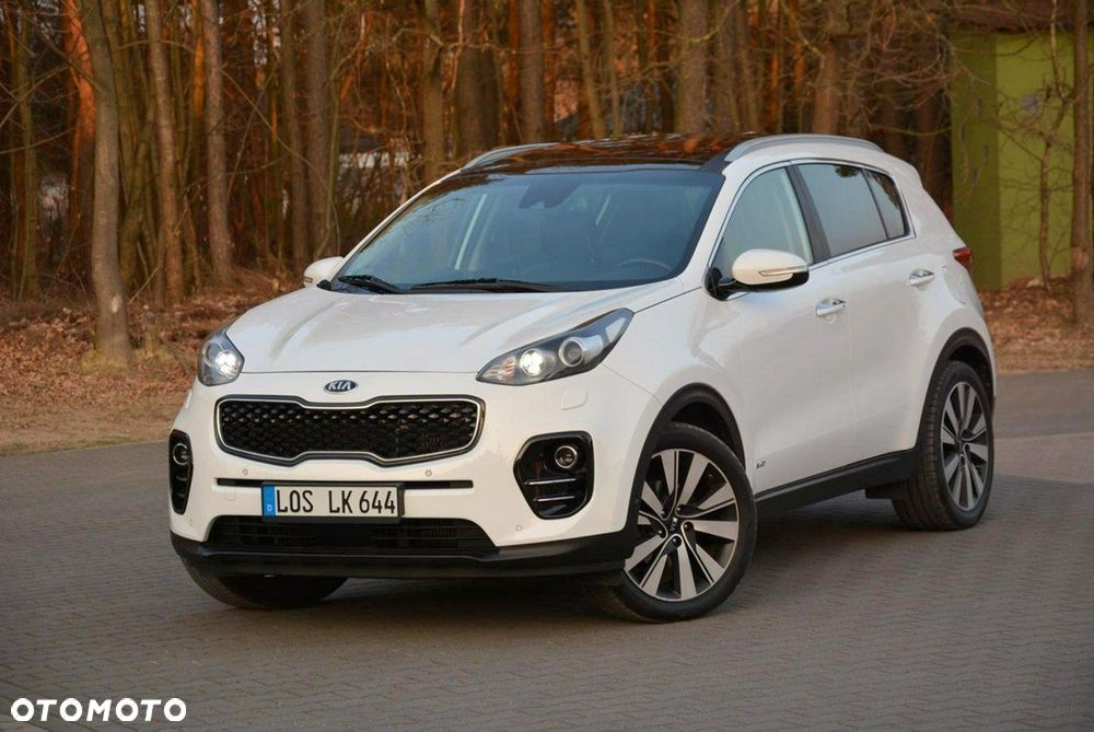 Kia Sportage 2,0 CRDI AWD Platinum - 11