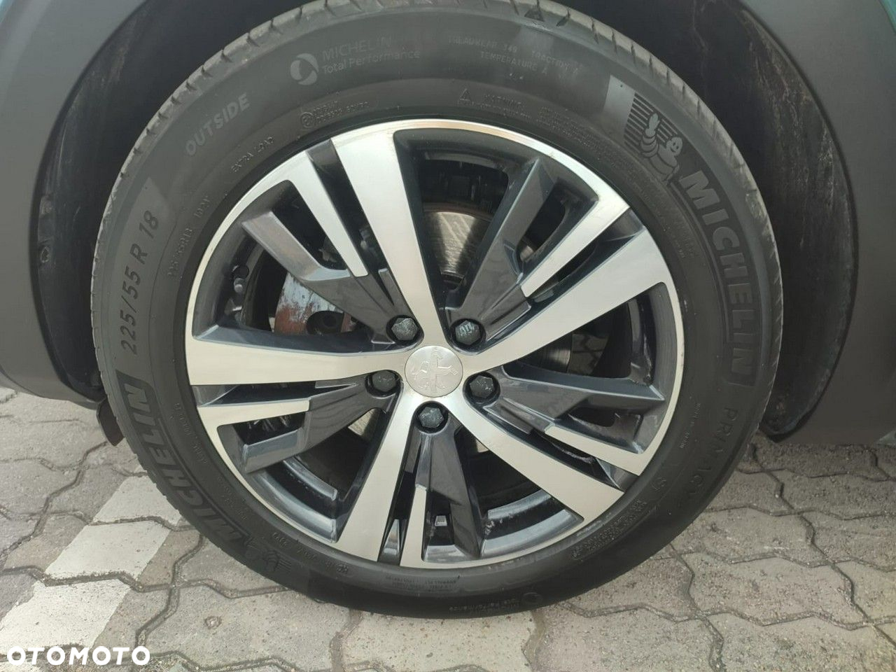 Peugeot 5008 1.6 PureTech GT Line S&S EAT8 - 32