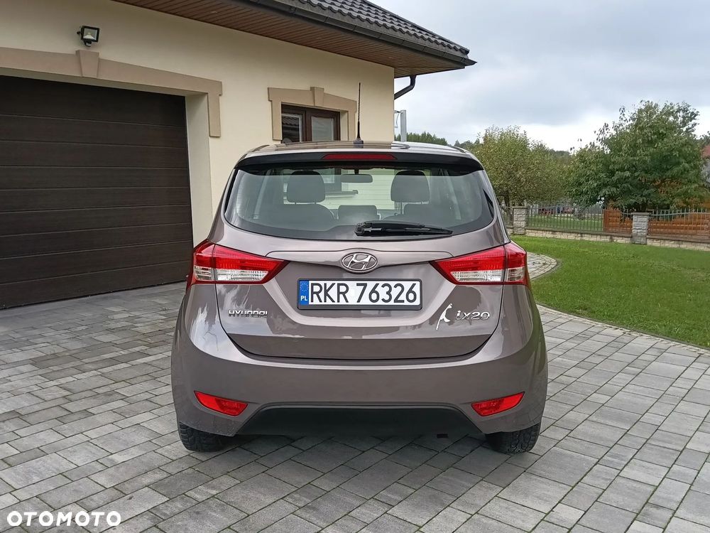 Hyundai Ix20 2013 photo 3