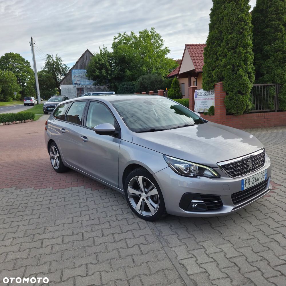 Peugeot 308 - 4