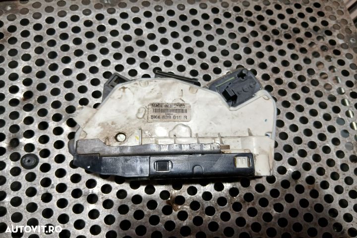 Broasca usa spate stanga 5K4839015R 5K4839015R Volkswagen VW Jetta 6 - 1