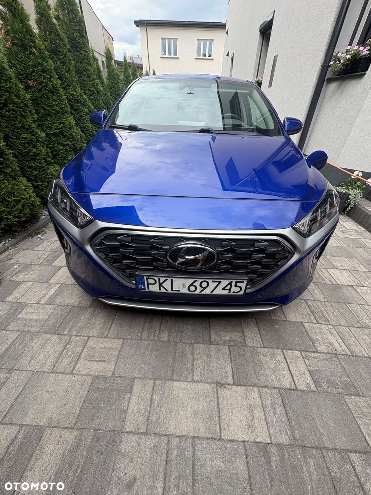 Hyundai IONIQ 1.6 GDI Premium - 2