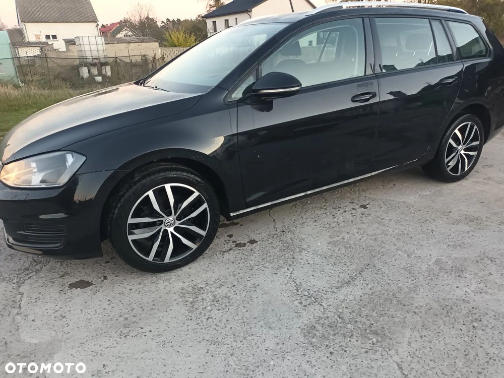 Volkswagen Golf 2.0 BlueTDI DSG Comfortline - 12
