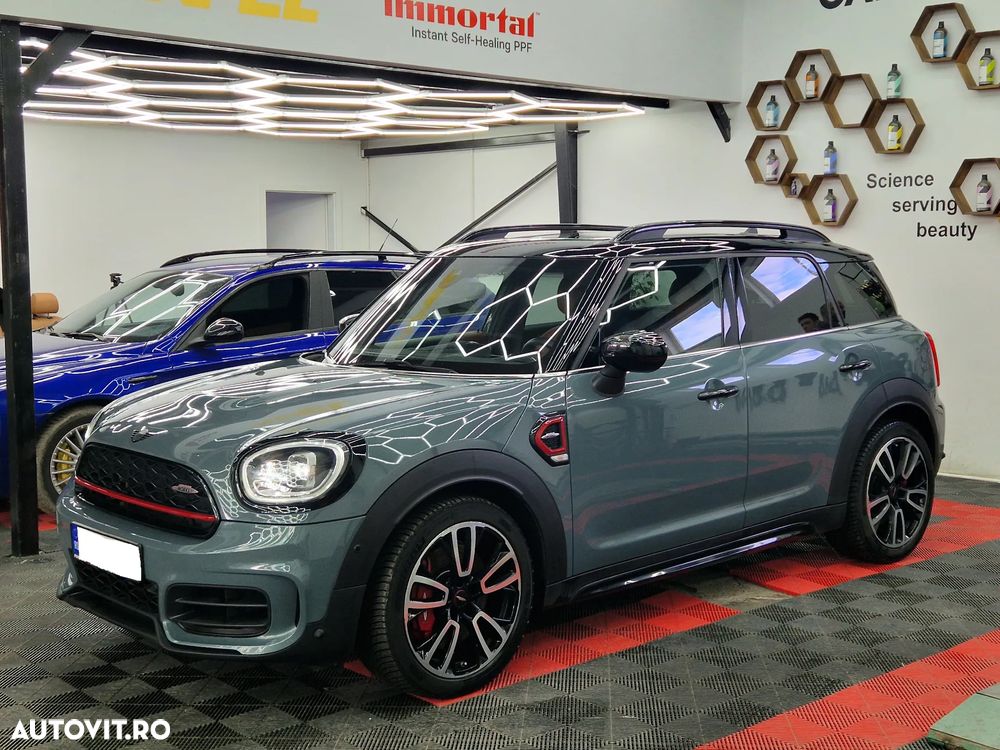 Mini Countryman - 1