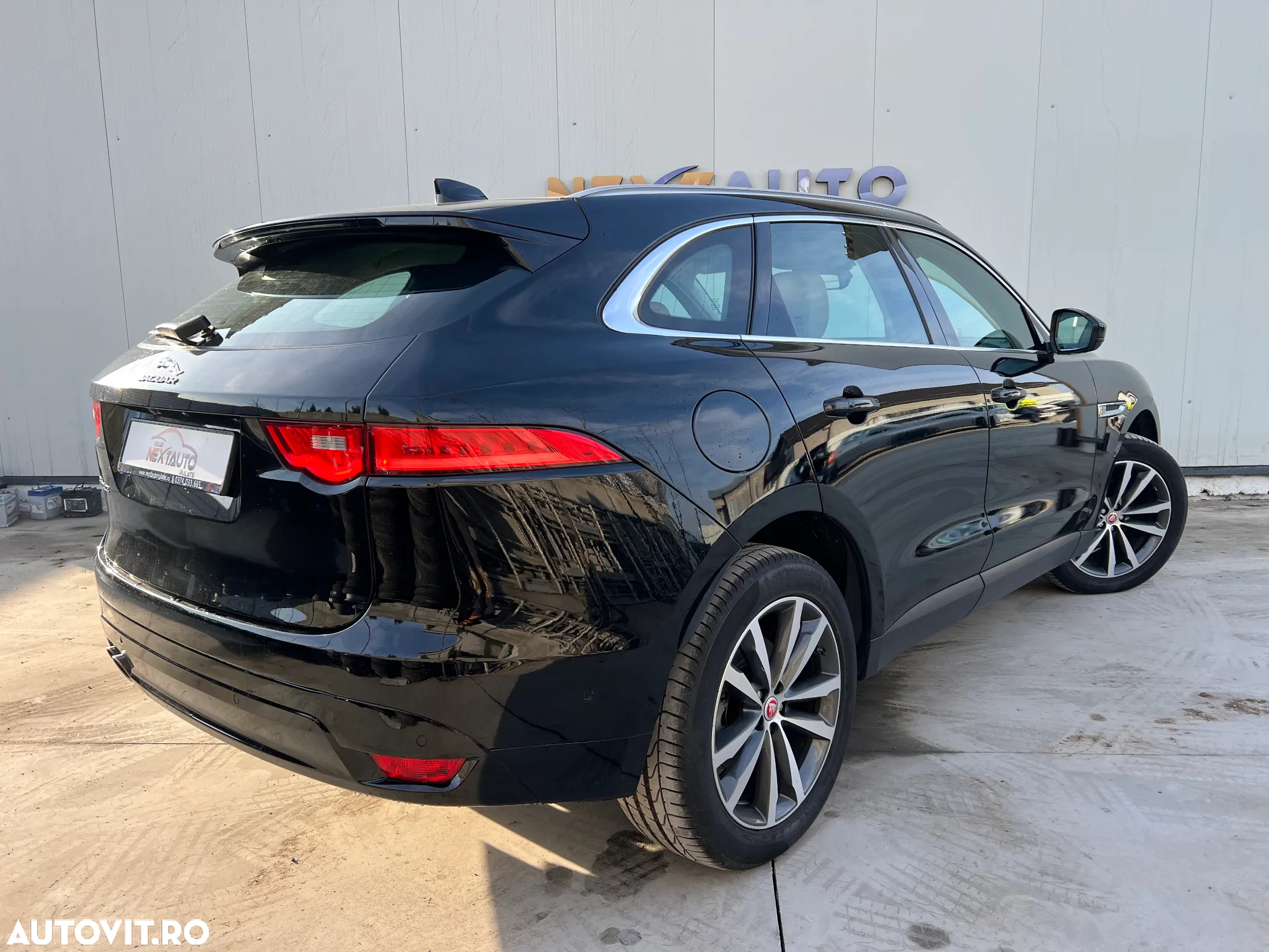 Jaguar F-Pace 20d AWD Aut. Prestige - 5