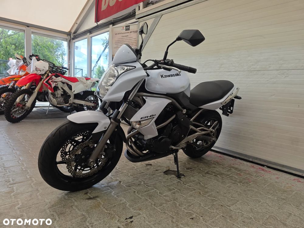 Kawasaki ER - 7