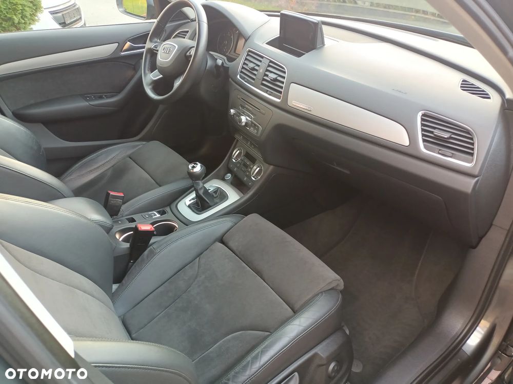 Audi Q3 2.0 TDI Quattro S tronic - 16