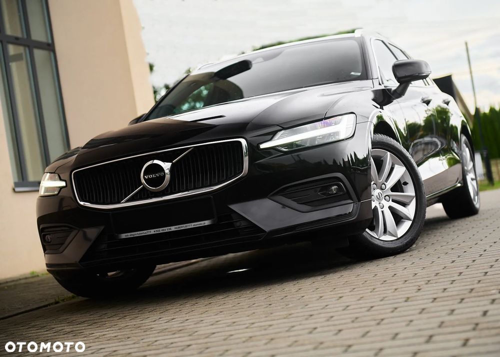 Volvo V60 D3 Momentum Pro - 2
