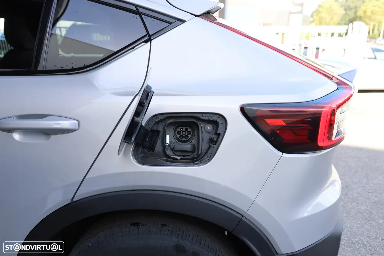 Volvo C40 Recharge Plus - 2
