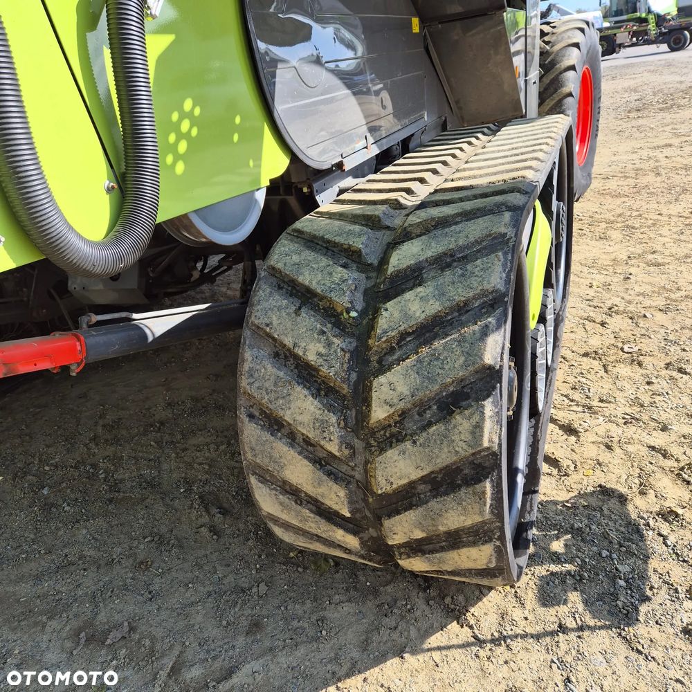 Claas Lexion 770TT z hederem - 17