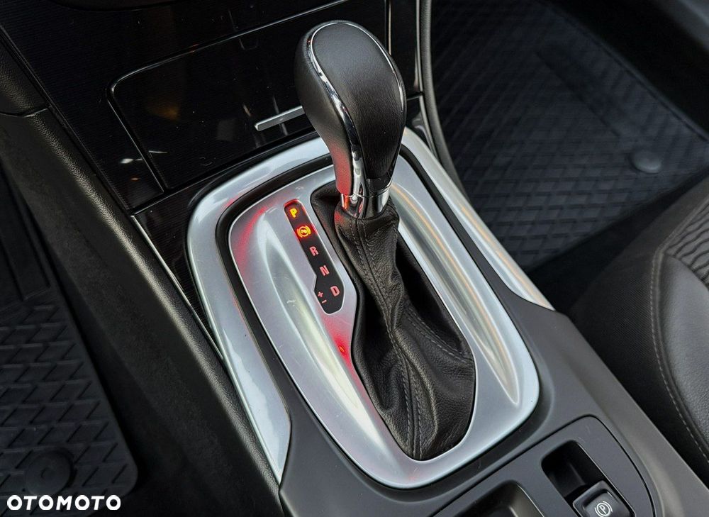 Opel Insignia 2.0 CDTI automatik Business Innovation - 30