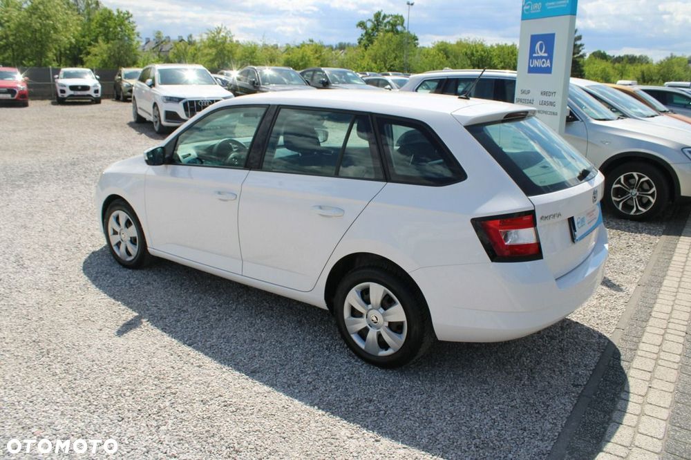 Skoda Fabia - 9