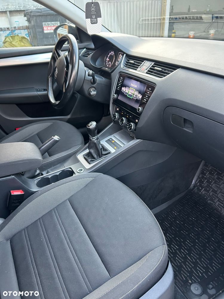 Skoda Octavia 2.0 TDI Ambition - 14