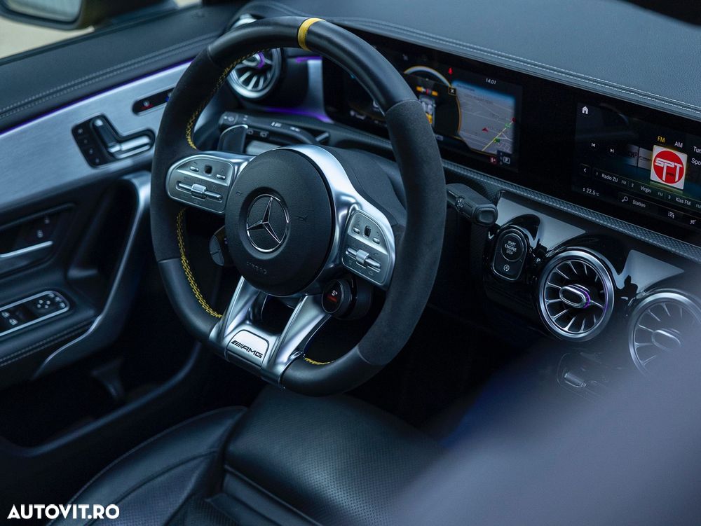 Mercedes-Benz A AMG 35 4Matic AMG Speedshift DCT 7G - 4