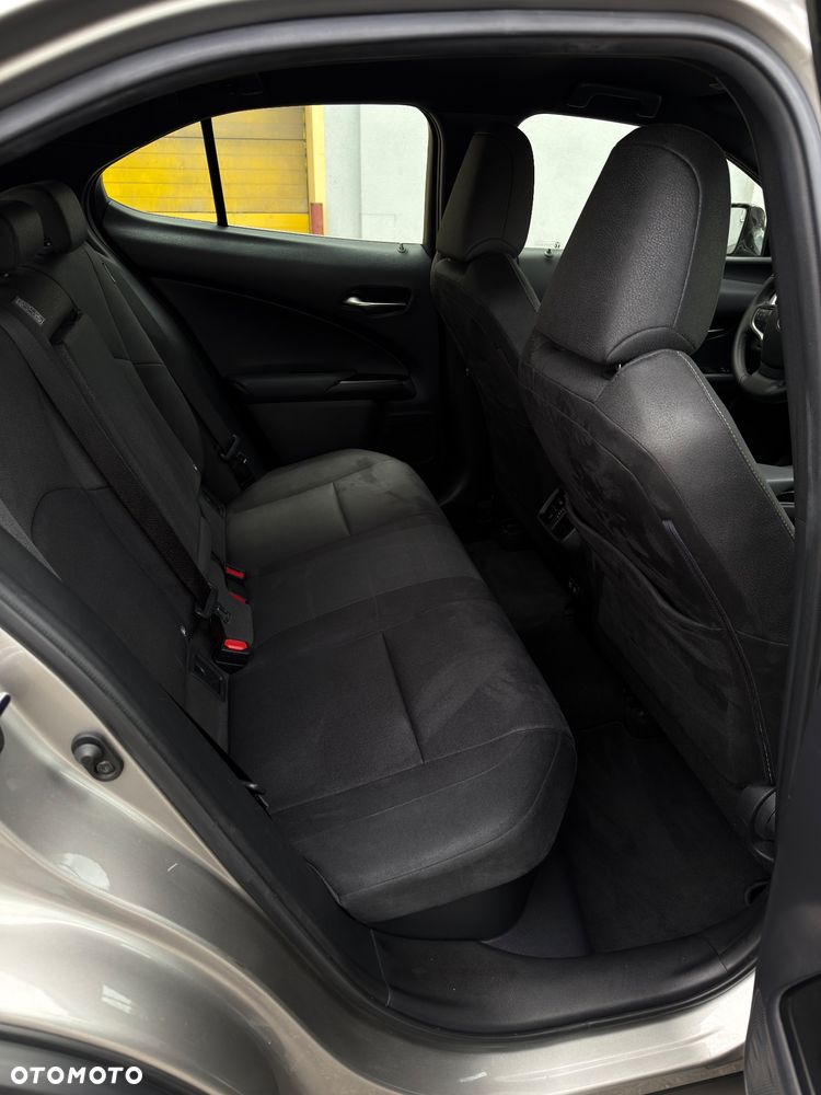 Lexus UX 250h GPF Prestige 2WD - 9