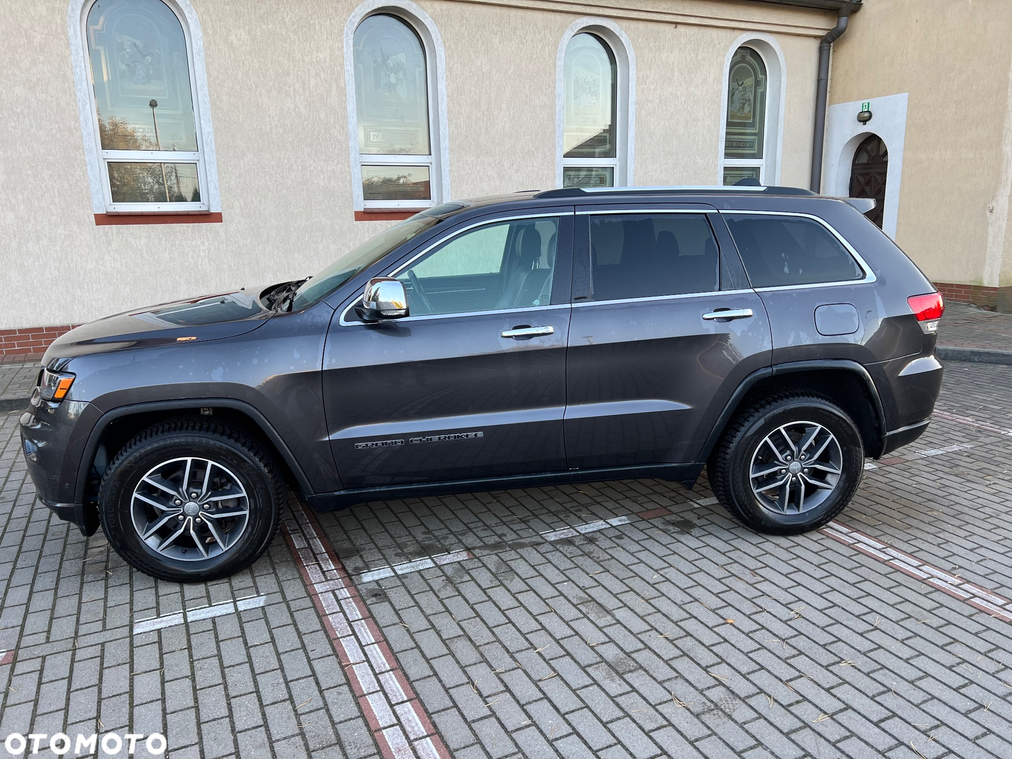 Jeep Grand Cherokee - 4