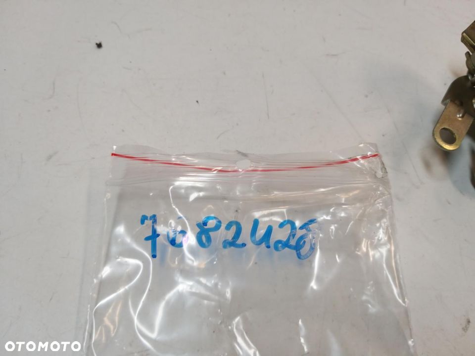 ZAMEK PRAWY PRZÓD FIAT CINQUECENTO - 3