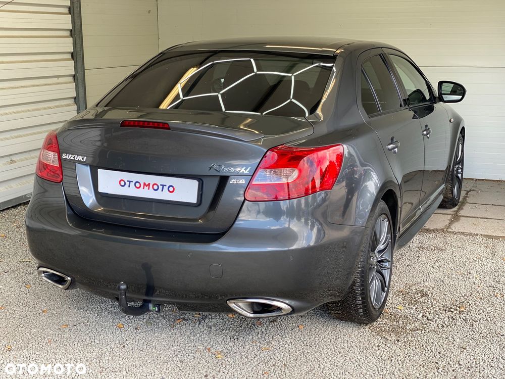 Suzuki Kizashi 2.4 Sport 4WD CVT - 34