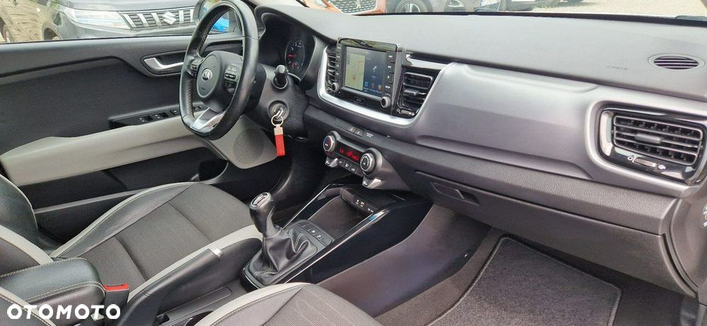 Kia Stonic - 39