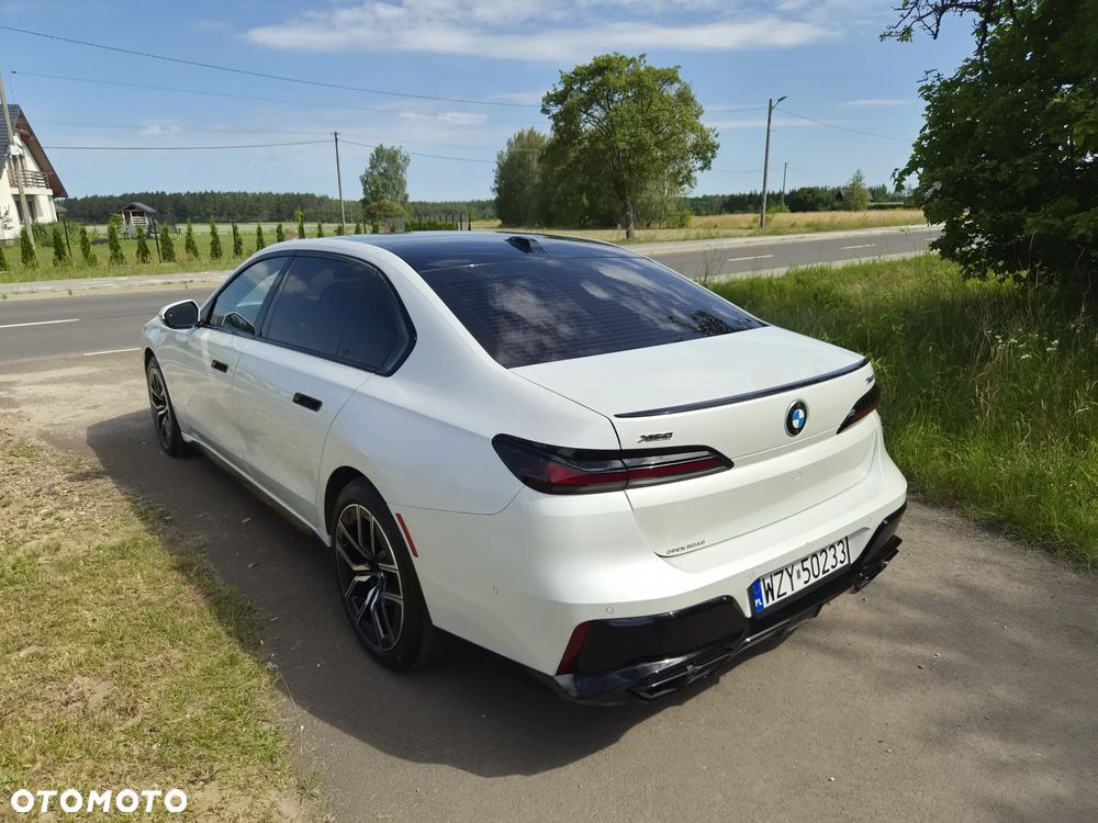 BMW Seria 7 - 16