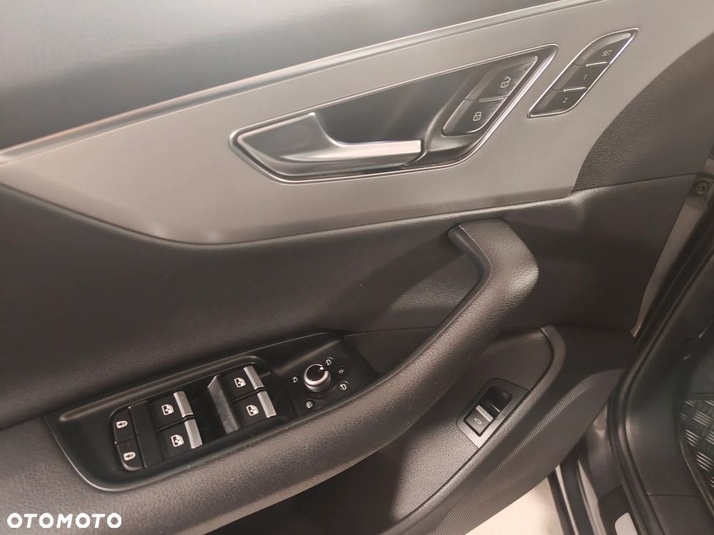 Audi Q7 - 17