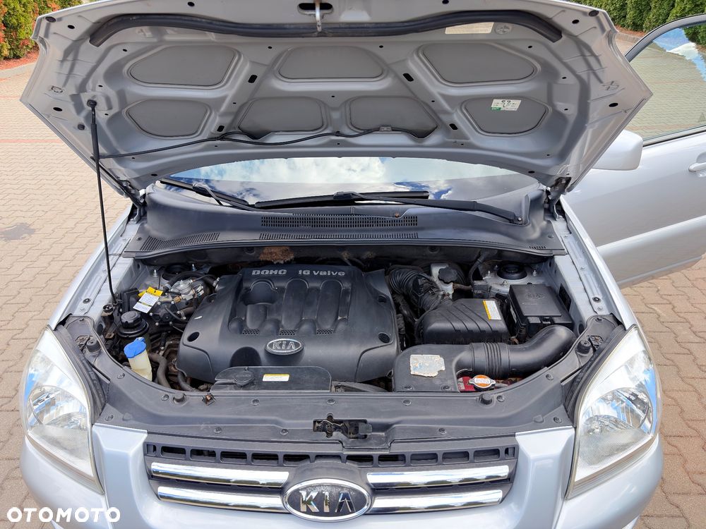 Kia Sportage 2.0 Tour + - 9