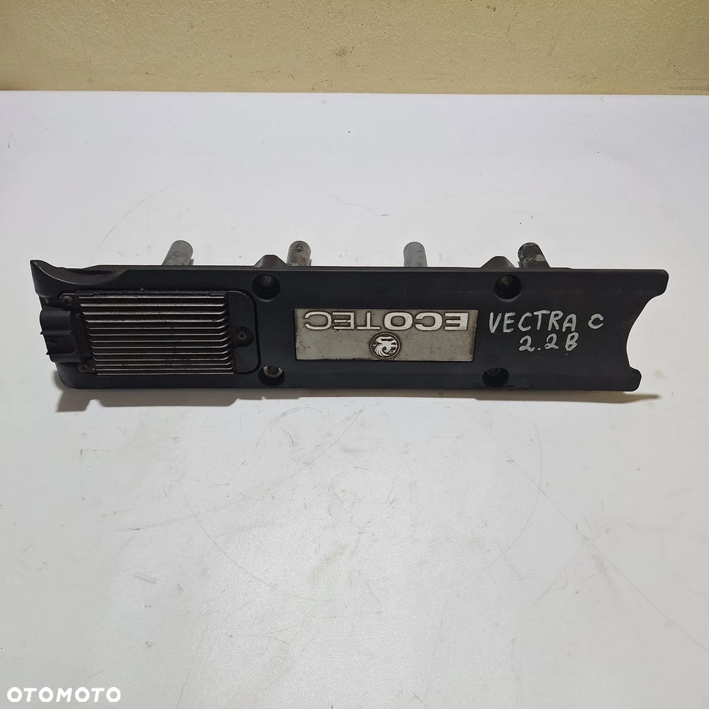 CEWKA ZAPLONOWA VECTRA C ZAFIRA B 2.2 B 12567686 01810754
