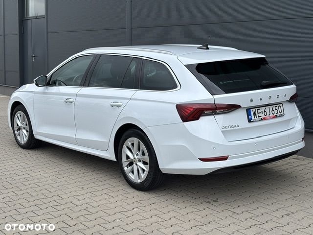 Skoda Octavia 2.0 TDI Style DSG - 5