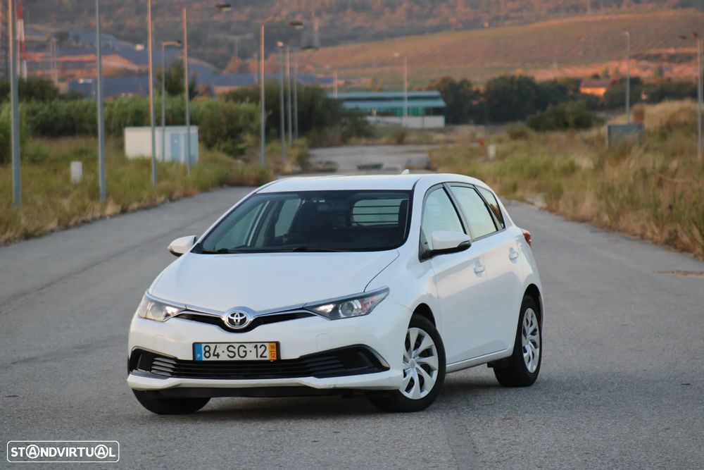 Toyota Auris 1.4 D-4D Comfort - 3