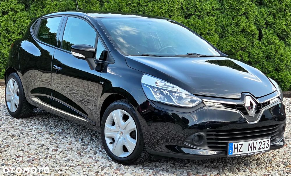 Renault Clio - 10