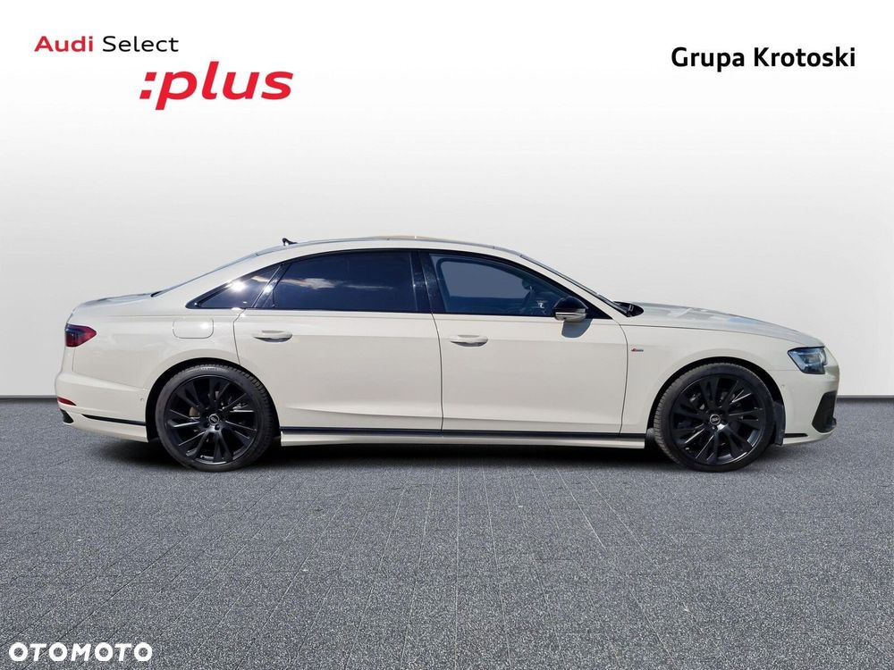 Audi A8 - 8
