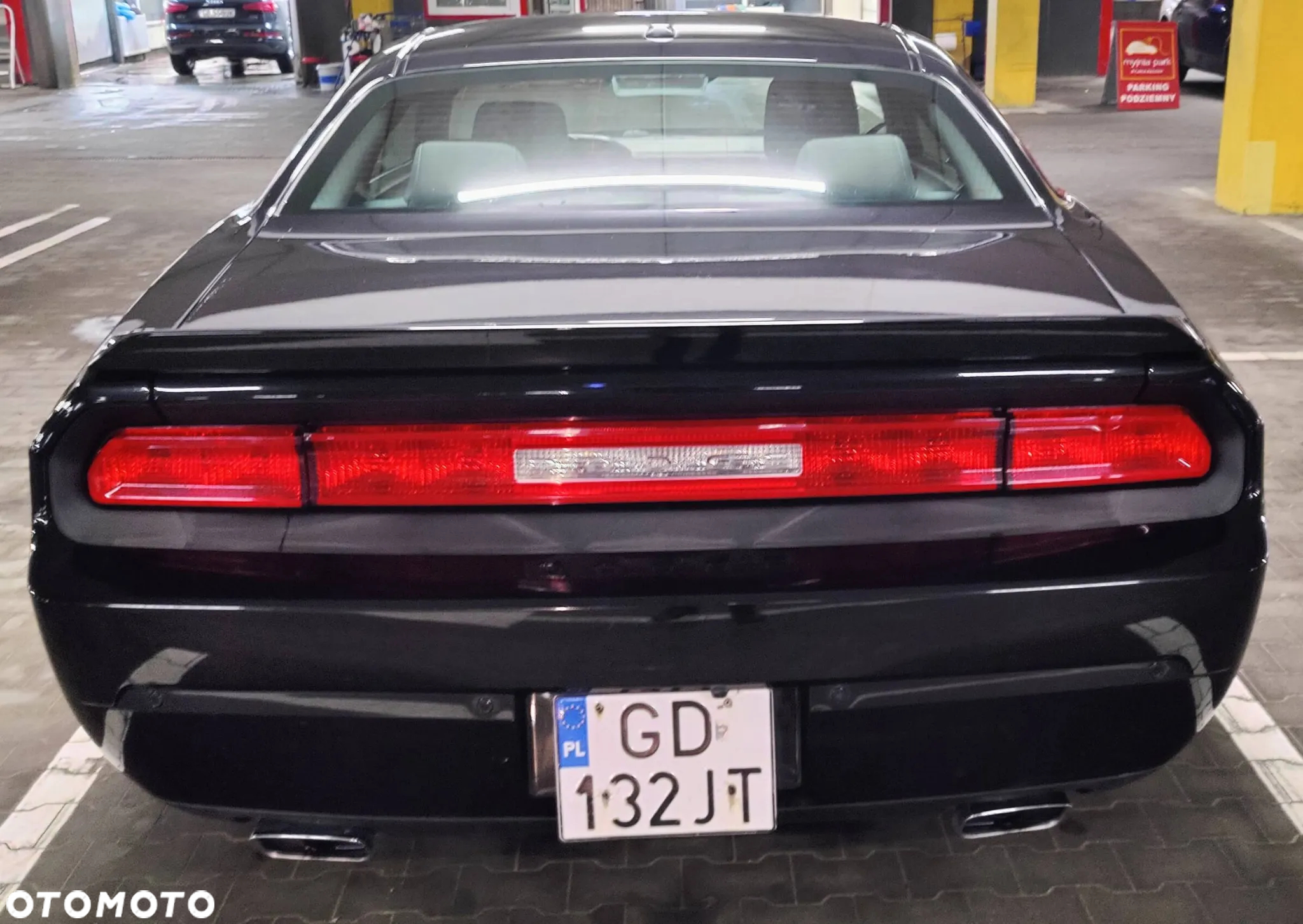 Dodge Challenger 5.7 R/T - 4
