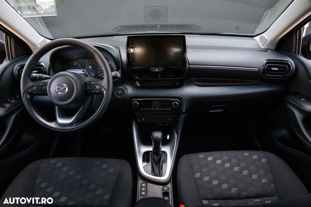 Mazda 2 - 6