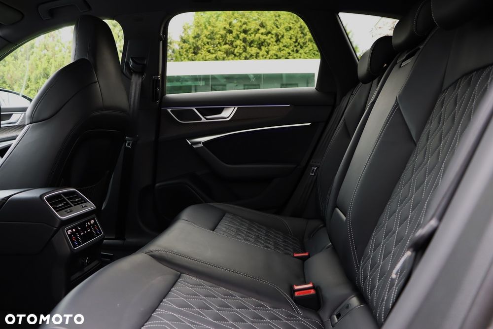Audi S6 Avant - 26