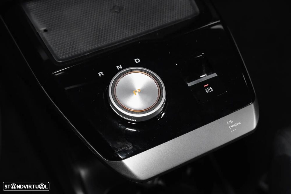 MG MG4 77 kWh Extended Range Luxury - 27